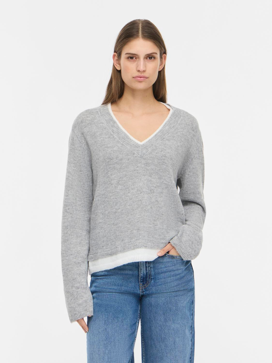 model_shot-front